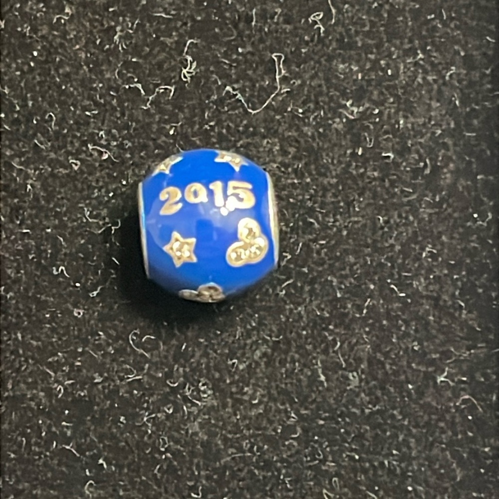 Pandora Disney Parks 2015 Charm